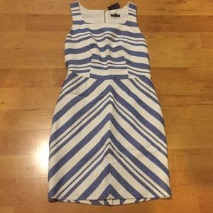 NWT The Limited Women’s size 8 Cream & Blue Dress